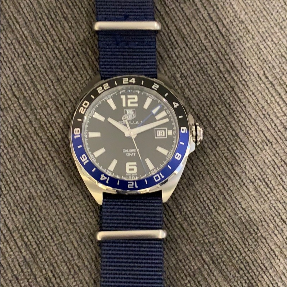 Tag Heuer Formula 1 Limited Edition Calibre 7 GMT - Picture 3 of 4
